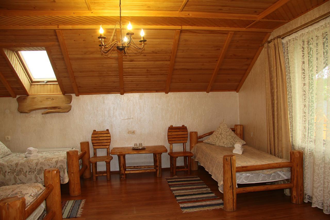 Pyate Koleso Lazeshchyna Exterior foto