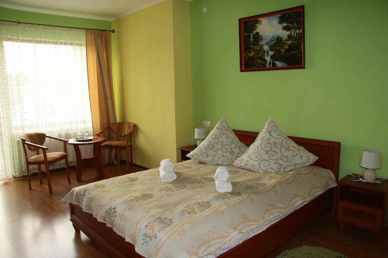 Pyate Koleso Lazeshchyna Exterior foto