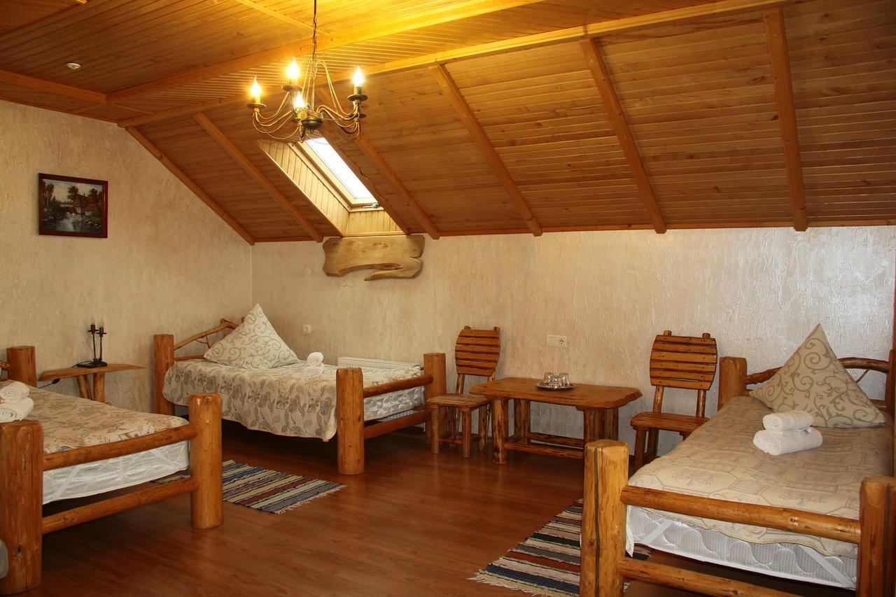 Pyate Koleso Lazeshchyna Exterior foto